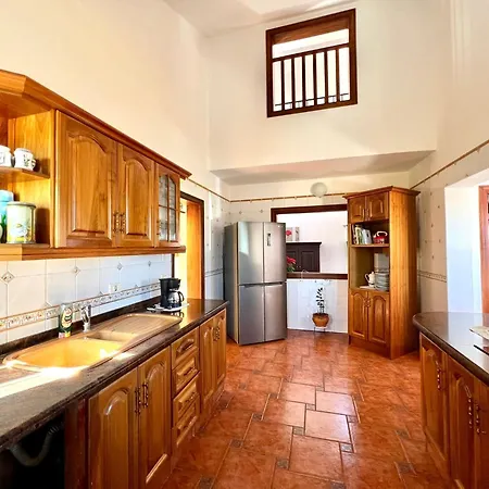 Wonderful With Barbecue, Wifi And Sea Views